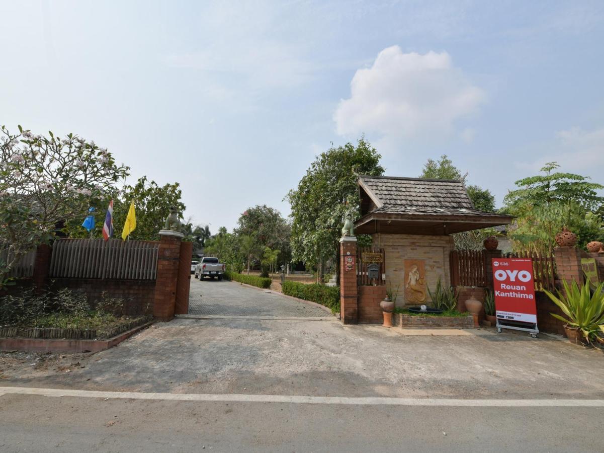 Oyo 536 Reuan Kanthima Ban Laem Chabang Exteriör bild